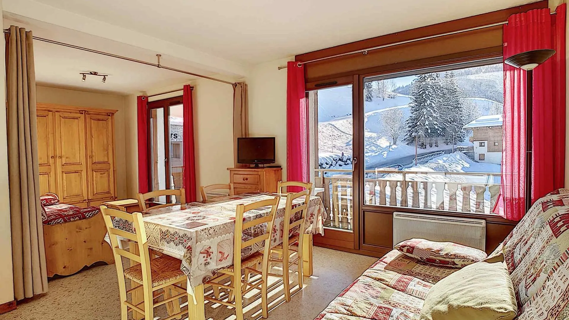 La Clusaz : Appartement 6 Pers, Wifi, Animaux Ok, Parking - Fr-1-818-35